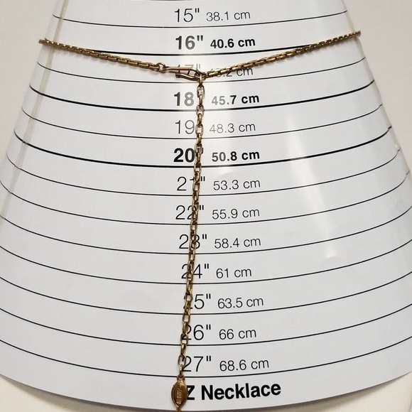 Cancer 1970’s Trifari Zodiac Etched Glass Medallion on Sarah Coventry Chain - Picture 6 of 8